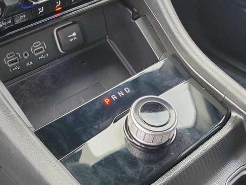 Used 2024 Jeep Grand Cherokee Altitude RWD image 25