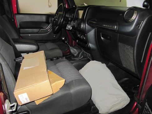 Used 2012 Jeep Wrangler Sport image 20