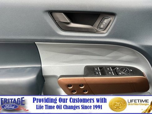 Used 2024 Ford Maverick Lariat image 8