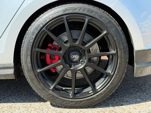 Used 2017 Volkswagen GTI Sport FWD image 27