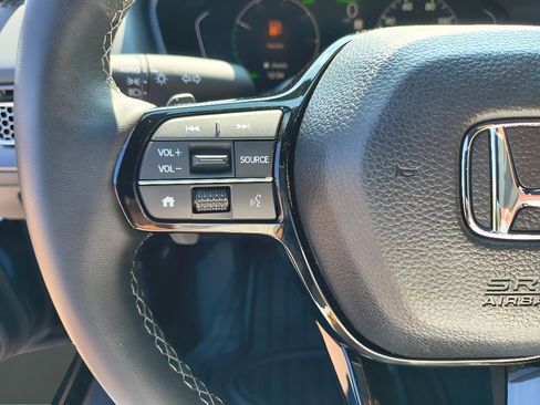 Used 2025 Honda Civic Sport image 16