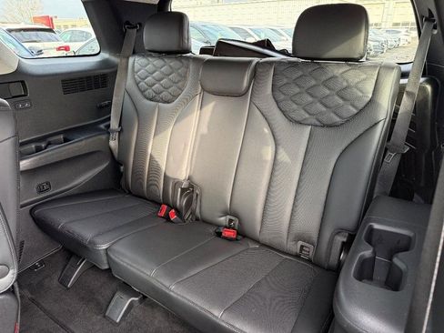 Used 2021 Hyundai Palisade Limited image 11