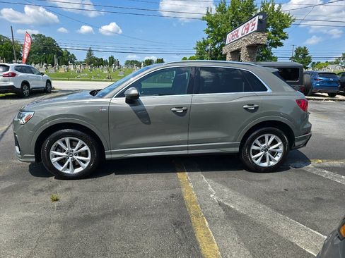 Used 2021 Audi Q3 2.0T Premium Plus w/ Premium Plus Package AWD/4WD image 6