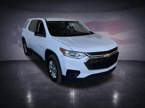 Used 2021 Chevrolet Traverse LS image 7