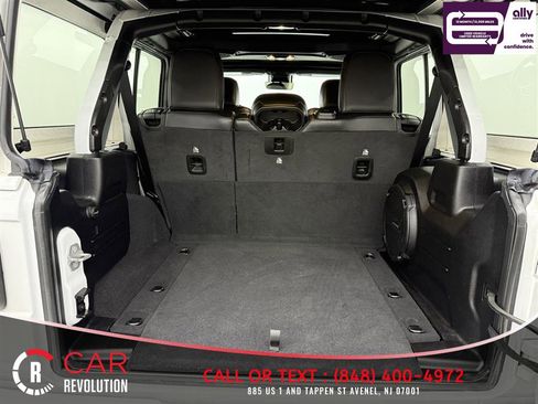 Used 2021 Jeep Wrangler Unlimited Sahara image 7