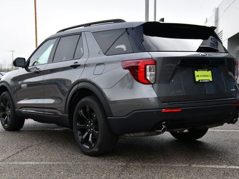 Used 2023 Ford Explorer ST-Line AWD/4WD image 4