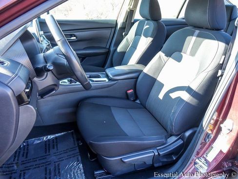 Used 2022 Nissan Sentra SV image 9