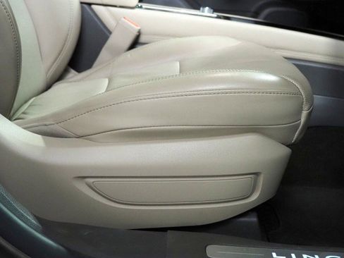 Used 2020 Lincoln Corsair Reserve w/ Equipment Group 201A image 69