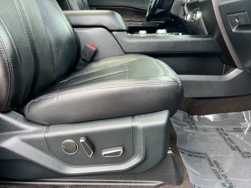 Used 2020 Ford Expedition Limited w/ Special Edition Package image 36