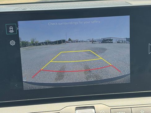 Used 2025 Kia K4 FWD image 20
