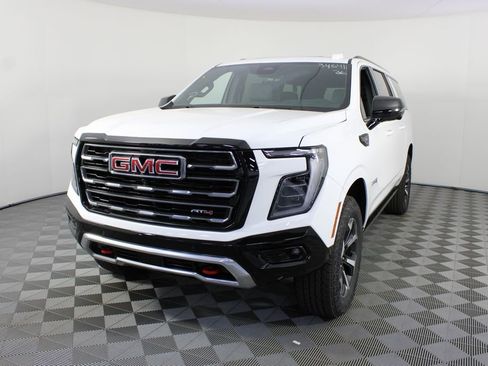 New 2026 GMC Yukon XL AT4 w/ AT4 Premium Plus Package AWD/4WD image 30