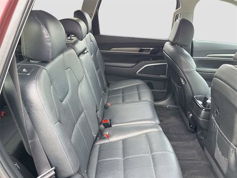 Used 2022 Kia Telluride EX w/ Towing Package image 30