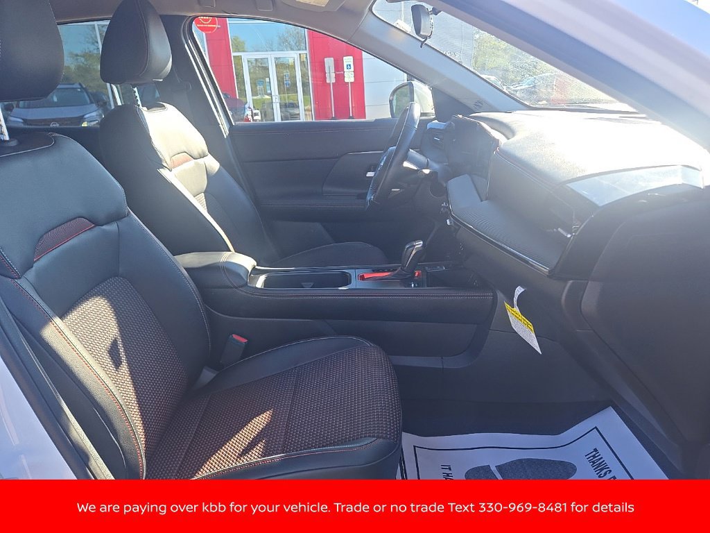 Certified 2025 Nissan Kicks SR AWD/4WD image 20