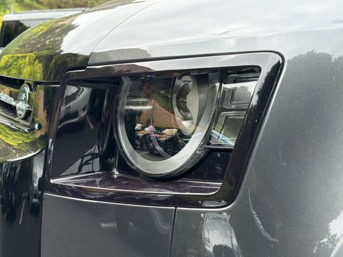 Used 2024 Land Rover Defender 130 X AWD/4WD image 12