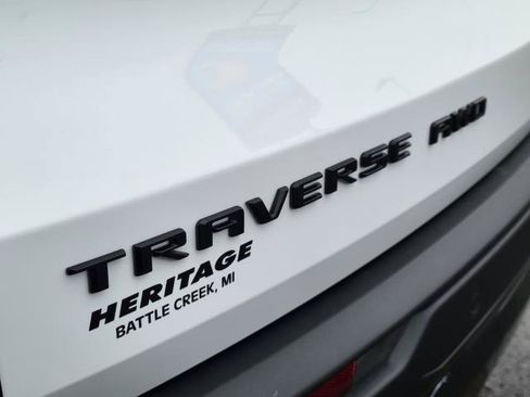 New 2027 Chevrolet Traverse LT w/ Midnight/Sport Edition AWD/4WD image 33