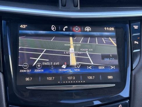 Used 2014 Cadillac XTS Luxury image 9