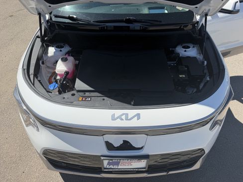 Used 2023 Kia Niro Wave w/ Wave Preserve Package FWD image 23