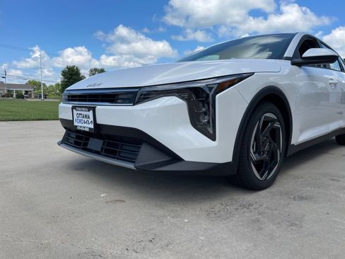 New 2026 Kia K4 EX FWD image 14