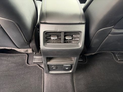Used 2024 Ford Edge SEL w/ Convenience Package AWD/4WD image 12