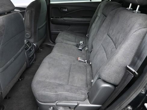 Used 2022 Honda Pilot Sport image 13