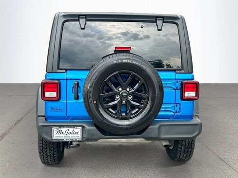 Used 2023 Jeep Wrangler Sport AWD/4WD image 5