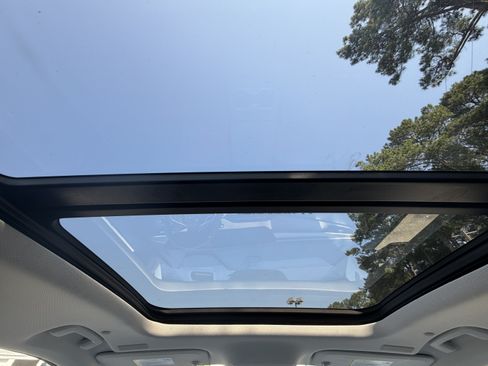 New 2026 Buick Enclave Avenir w/ Super Cruise Package FWD image 37