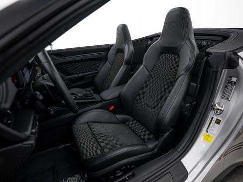 Certified 2026 Porsche 911 GTS RWD image 5