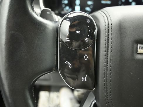 Used 2022 Land Rover Range Rover P525 Westminster Edition image 12