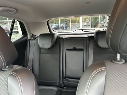 Used 2013 Buick Encore AWD image 17