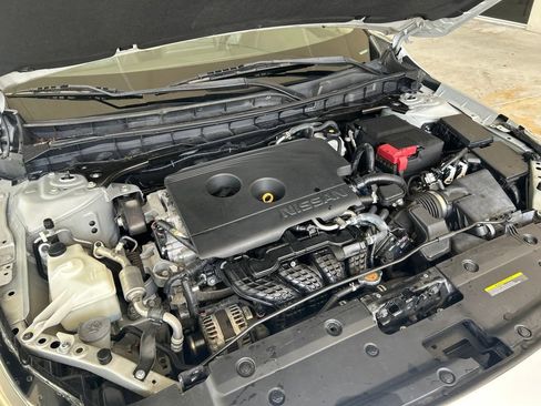 Used 2020 Nissan Altima 2.5 SL FWD image 15