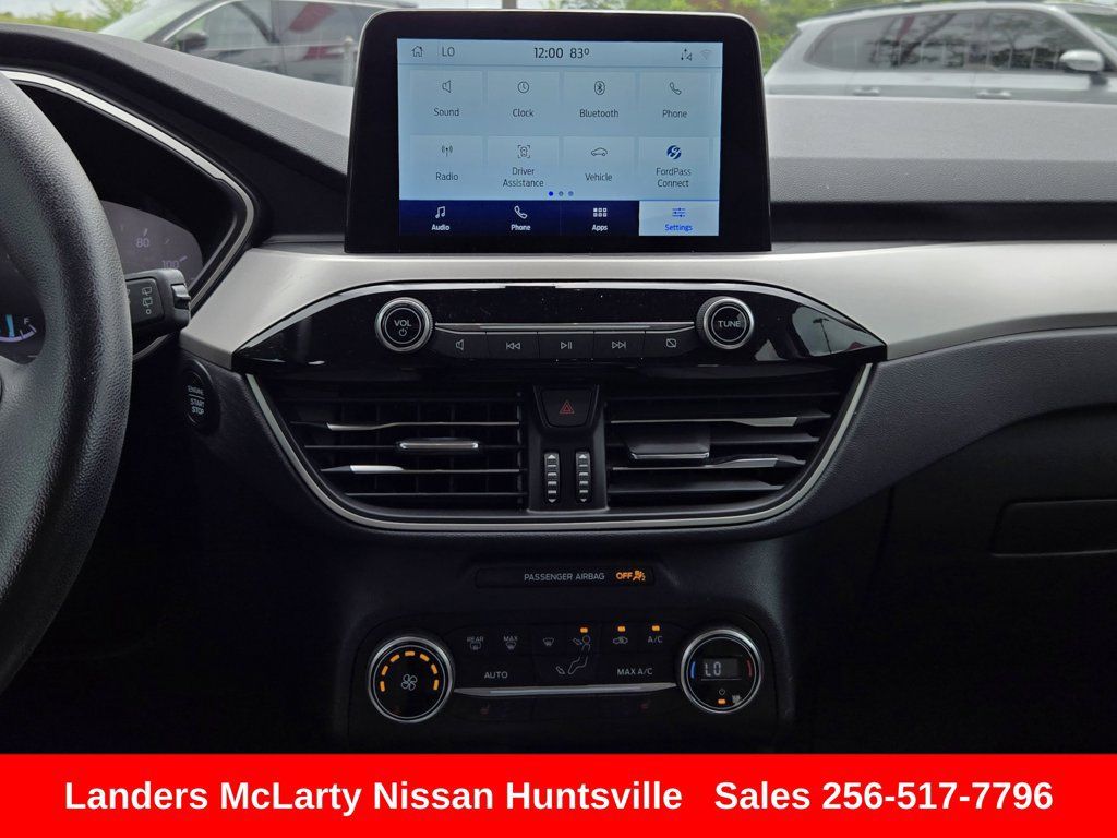 Used 2020 Ford Escape SE FWD image 18