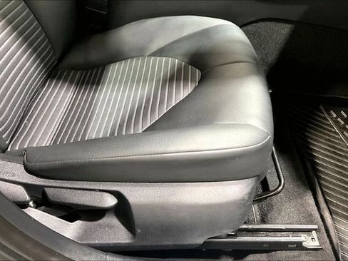 Used 2024 Toyota Camry SE image 41