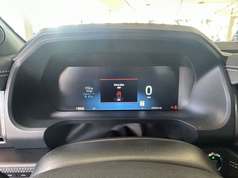 Used 2023 Ford F150 Lightning Platinum image 46