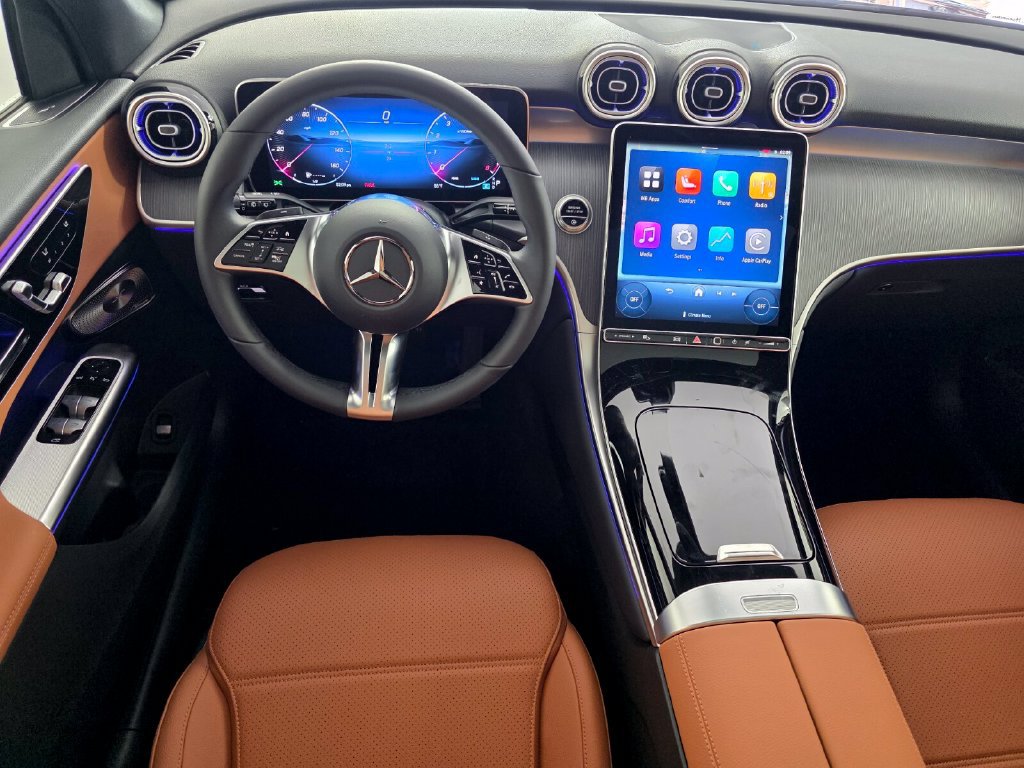 New 2027 Mercedes-Benz GLC 300 image 10