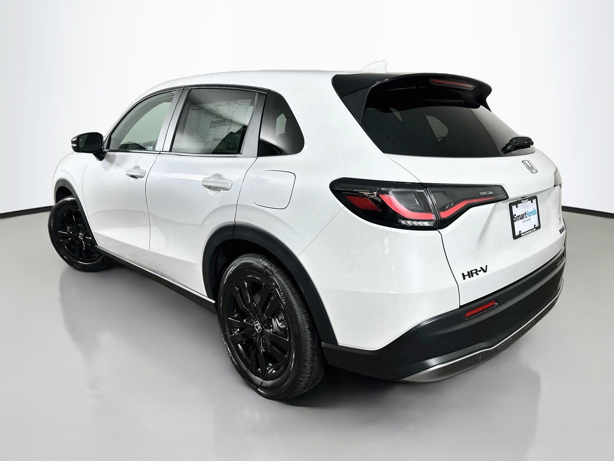 Used 2026 Honda HR-V Sport image 5