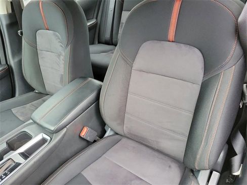 Used 2025 Nissan Sentra SR image 11