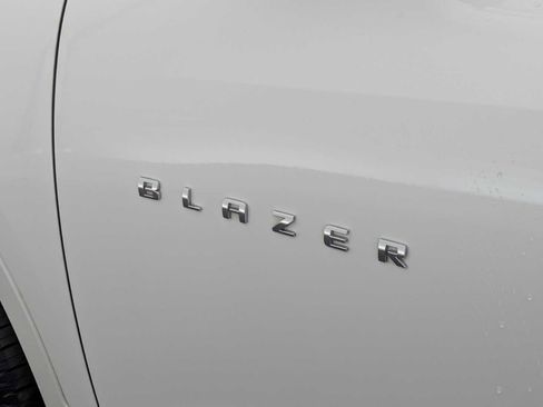 Used 2020 Chevrolet Blazer Premier AWD/4WD image 11