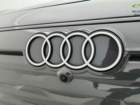 Used 2025 Audi A6 e-tron Premium Plus w/ Premium Plus RWD image 31