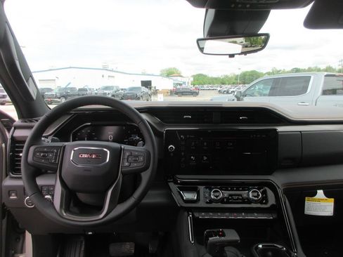 New 2026 GMC Sierra 1500 AT4 w/ AT4 Premium Package AWD/4WD image 19