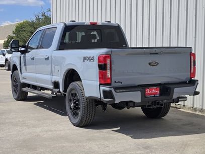 New 2026 Ford F250 Lariat w/ Black Appearance Package