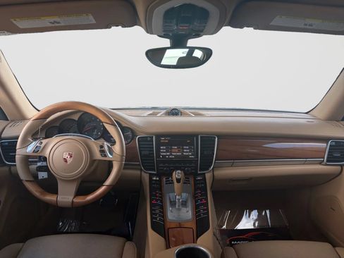 Used 2012 Porsche Panamera 4 image 22