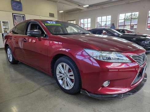 Used 2013 Lexus ES 350 w/ Luxury Pkg FWD image 8