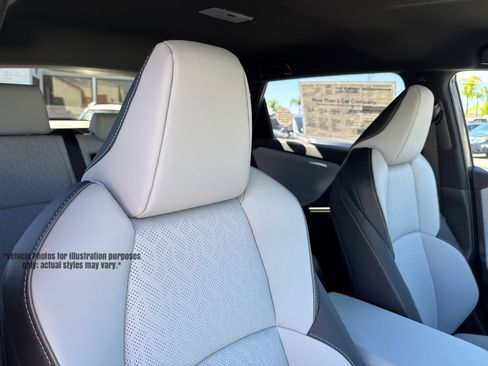 New 2026 Subaru Solterra AWD/4WD image 10