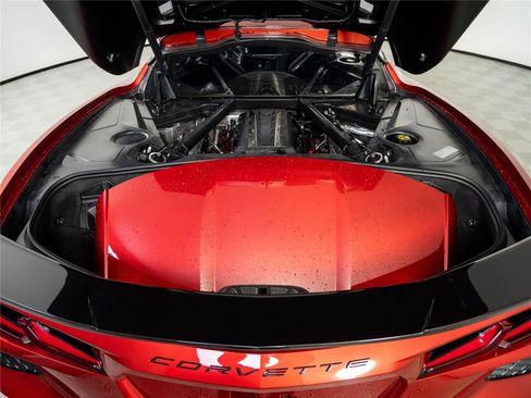 Used 2023 Chevrolet Corvette Stingray Preferred Cpe w/ Z51 Performance Package RWD image 24