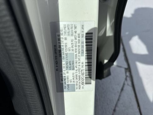Used 2018 MAZDA CX-5 Touring w/ Preferred Equipment Package FWD image 61