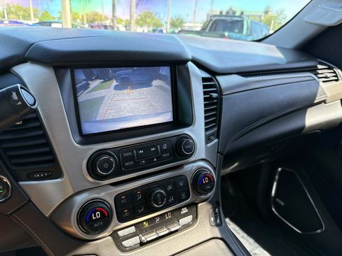 Used 2018 GMC Yukon Denali w/ Open Road Package AWD/4WD image 29