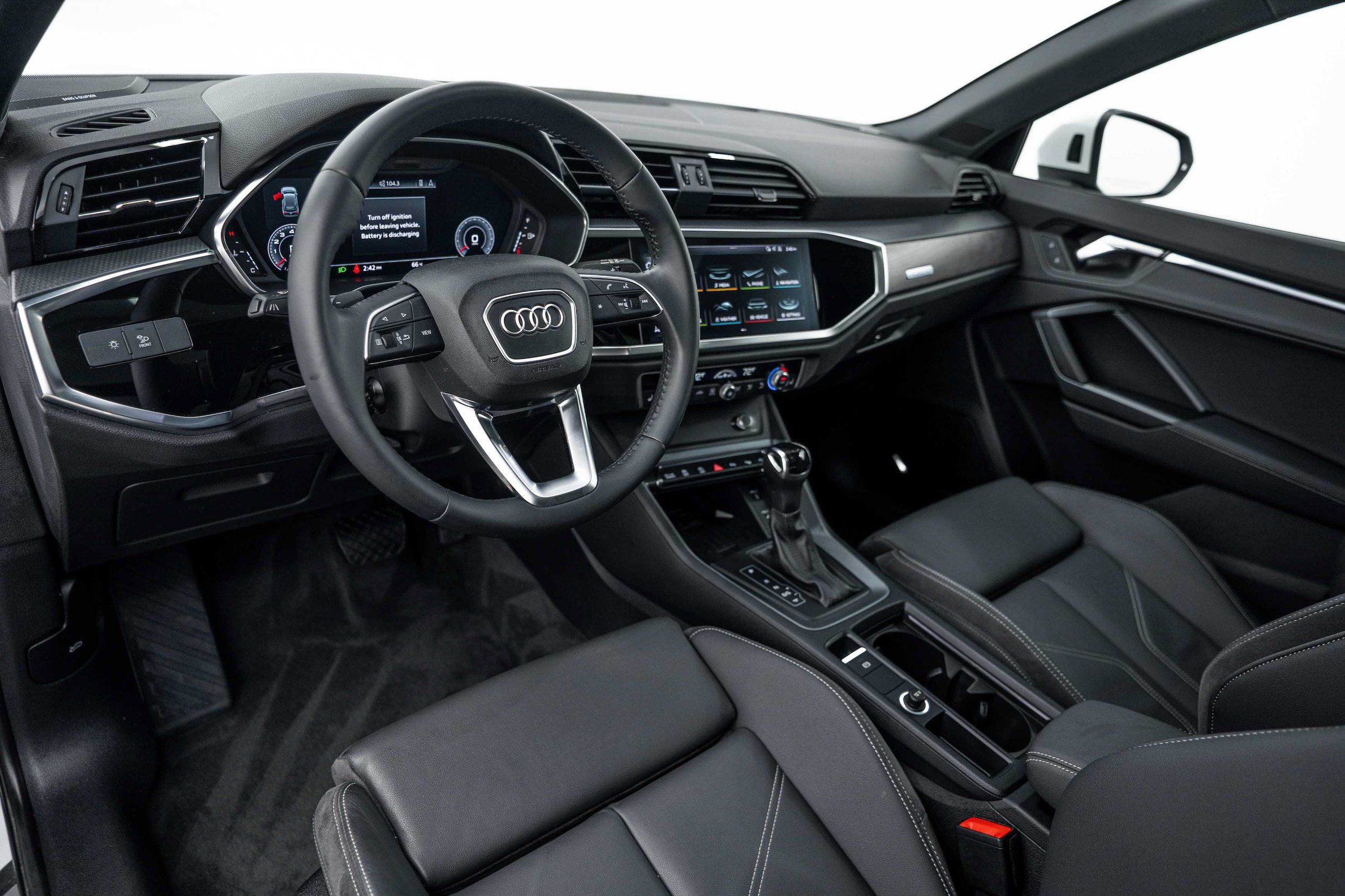 Used 2019 Audi Q3 2.0T Prestige AWD/4WD image 10