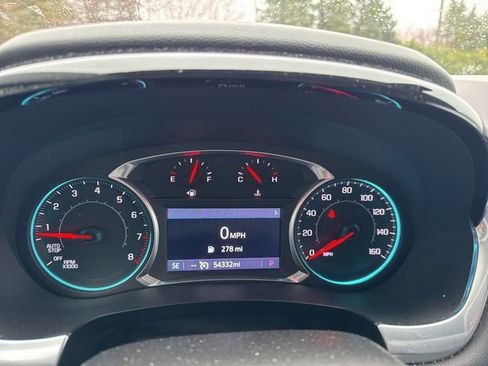 Used 2020 Chevrolet Traverse LT image 7