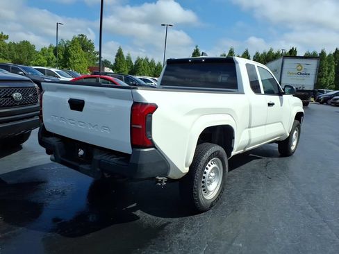 Used 2025 Toyota Tacoma SR RWD image 3
