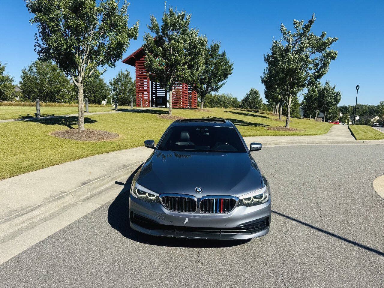 Used 2019 BMW 530i w/ Convenience Package RWD image 3